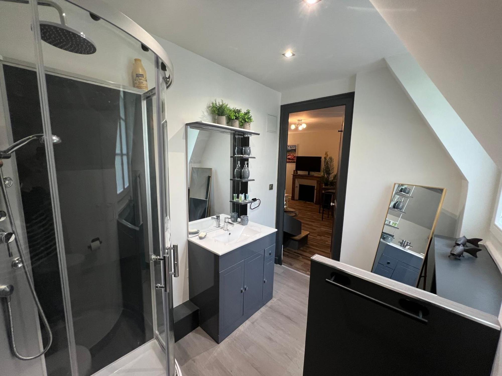 Duplex Au 2Eme Et De Notre Maison -Acces Au Jardin-Smart Tv-Streaming-Wifi Le Mans Kültér fotó