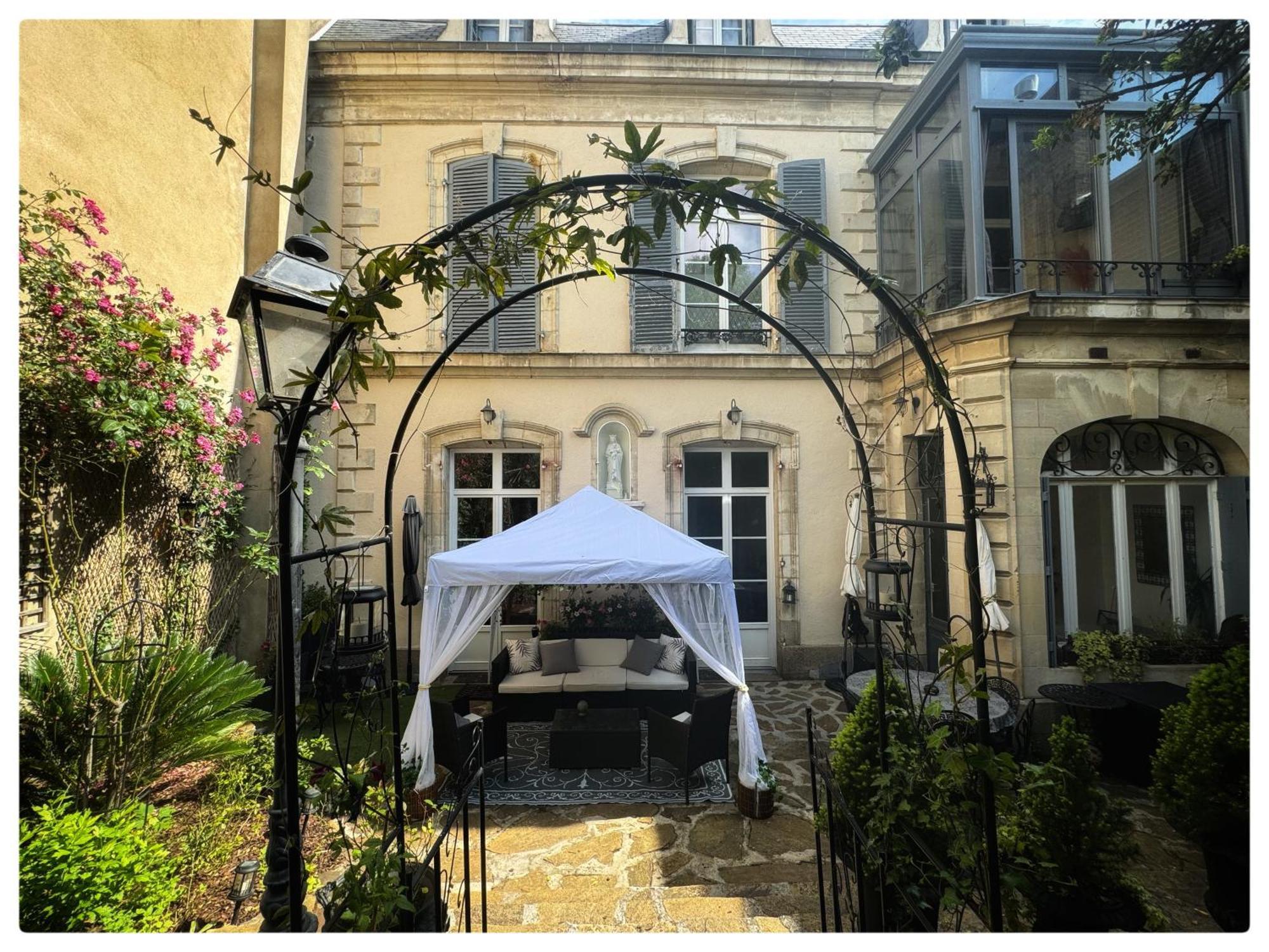 Duplex Au 2Eme Et De Notre Maison -Acces Au Jardin-Smart Tv-Streaming-Wifi Le Mans Kültér fotó